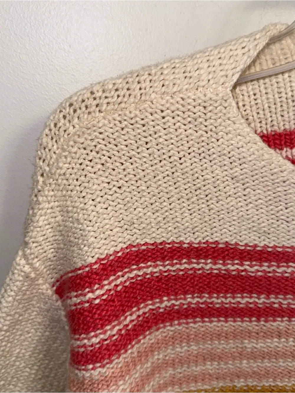 $60 PRE-OWNED Billabong Seeing Multi-Colored Stripes Cropped Pullover Sweater M